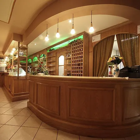 Hotell La Pertica 3*